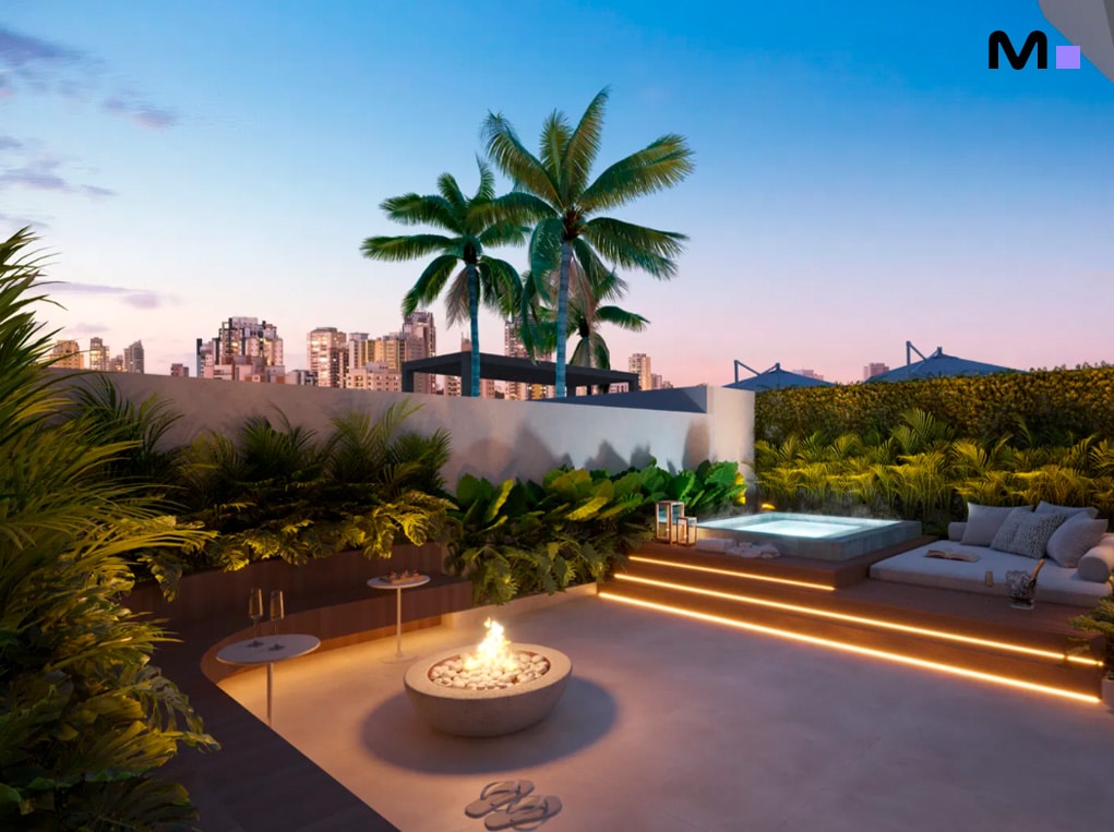 Terraço luxuoso com lareira, jacuzzi e palmeiras no Las Salinas Residence.