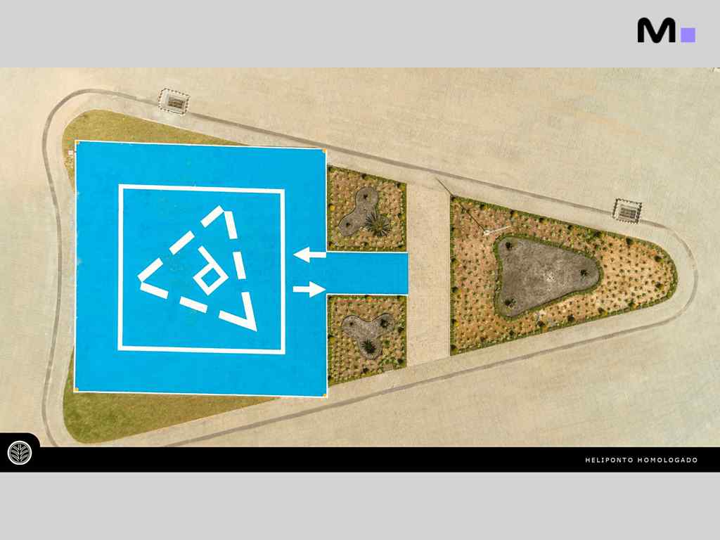 Heliporto homologado no ABC Business Park. Vista aérea da plataforma de pouso azul.