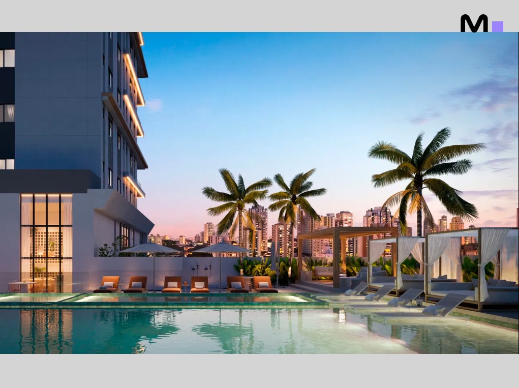 Piscina luxuosa no terraço do Las Salinas Residence com vista para a cidade.